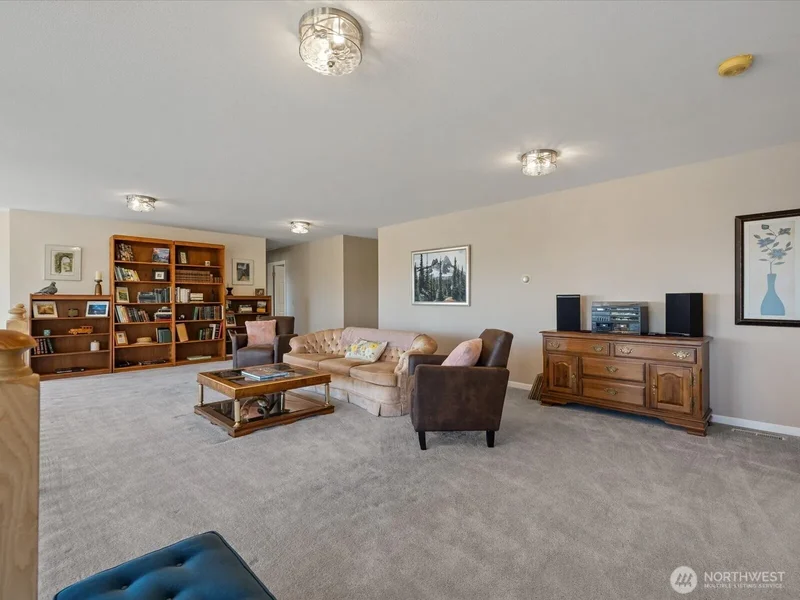 230 Rocky Mountain High Road, Camano Island, WA 98282, Camano, Washington, United States. - Photo 33