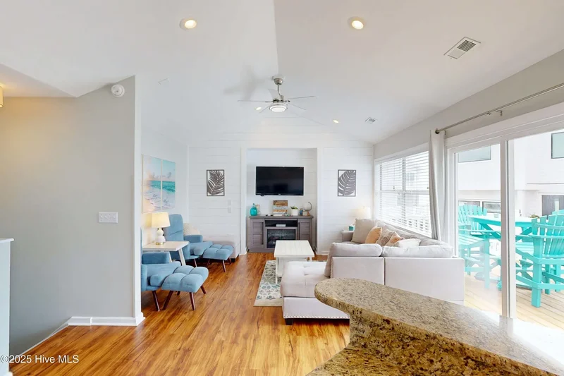124 N Permuda Wynd Drive, North Topsail Beach, NC 28460, North Topsail Beach, North Carolina, United States. - Photo 14