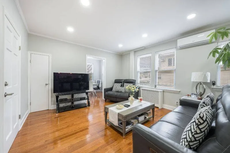 Residential in Springfield Gardens