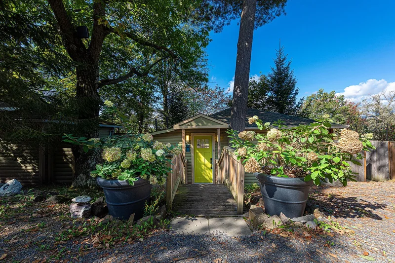 345 Thousand Islands Parkway, Lansdowne, ON K0E 1L0, Lansdowne, Ontario, Canada. - Photo 5