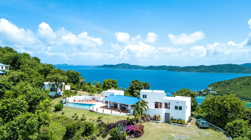 BVI Village, Tortola, Freshwater Pond, Tortola, British Virgin Islands. - Photo 13