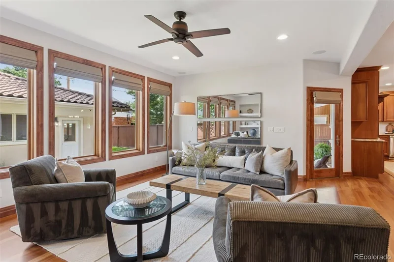 1026 S Cook Street, Denver, Colorado, United States. - Photo 17