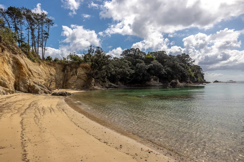 54 Korora Road, Waiheke Island, AUK, Waiheke Island, Auckland, New Zealand. - Photo 19
