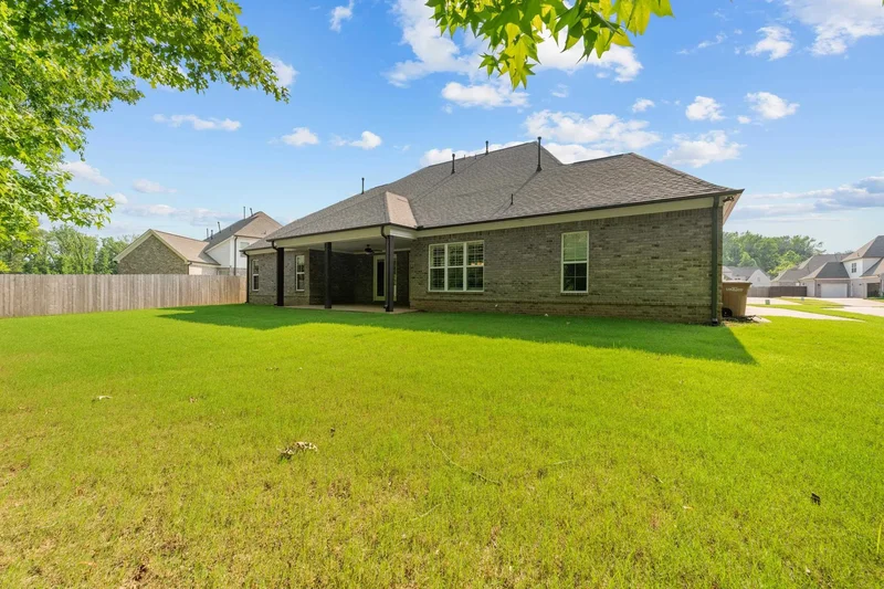4916 MAPLE WALK DR, Lakeland, TN 38002, Arlington, Tennessee, United States. - Photo 36