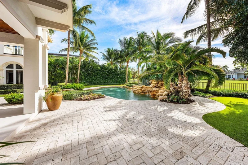 1880 Sabal Palm Drive, Boca Raton, Florida, United States. - Photo 3