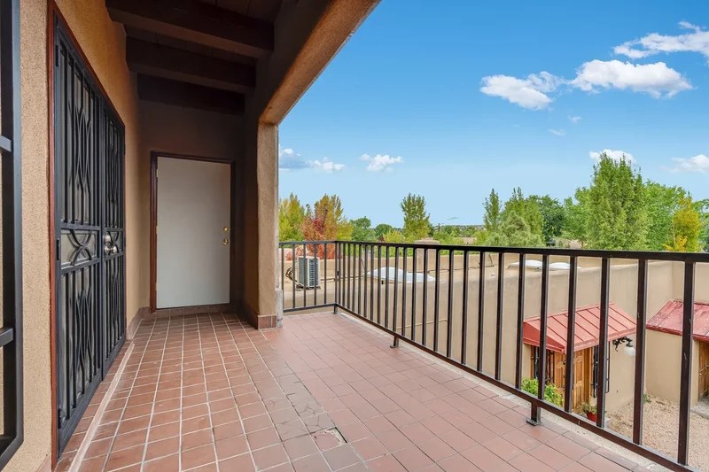637 Alto Street #C, Santa Fe, NM 87501, Santa Fe, New Mexico, United States. - Photo 17