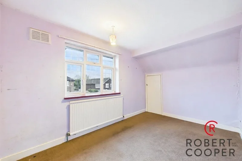 Cedar Drive, Hatch End, Middlesex, Pinner, England, United Kingdom. - Photo 11