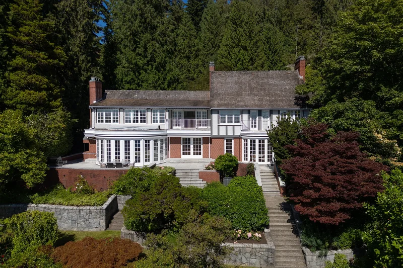 5240 Marine Drive, West Vancouver, BC V7W 2P8, West Vancouver, British Columbia, Canada. - Photo 23