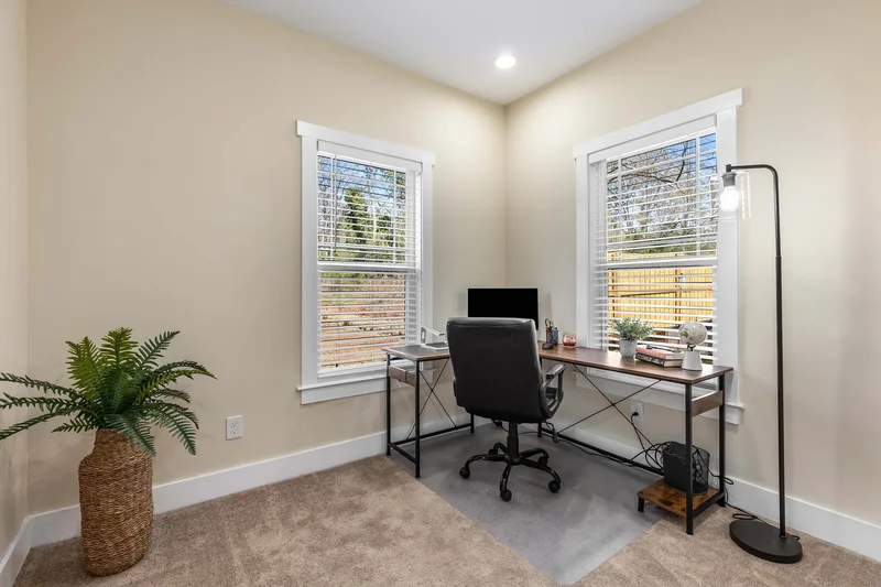 1985 Lois Place NW, Atlanta, GA 30318, Atlanta, Georgia, United States. - Photo 12