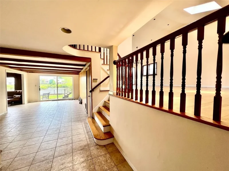 636 Derby Avenue, Woodmere, NY, 11598, USA, Woodmere, New York, United States. - Photo 17