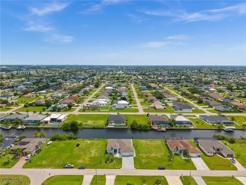 2623 SW 21st Avenue, Cape Coral, FL 33914, Cape Coral, Florida, United States. - Photo 25