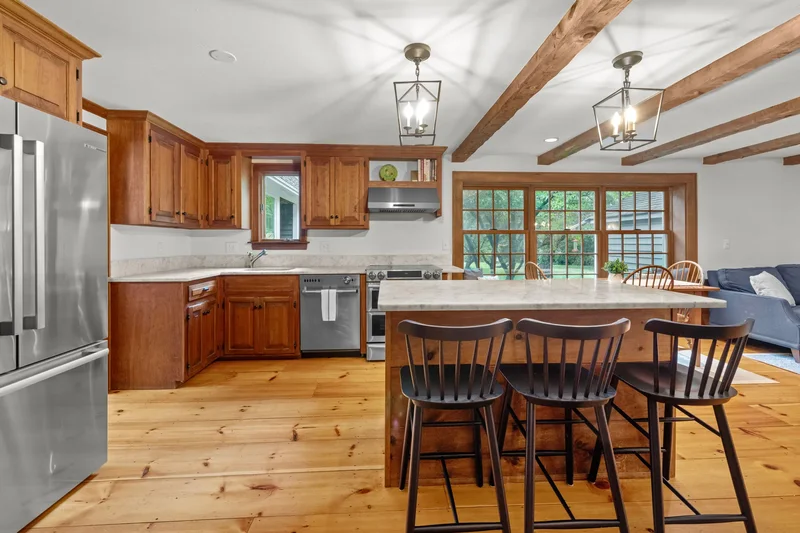 135 Fruit Street , Hopkinton, MA 01748, Hopkinton, Massachusetts, United States. - Photo 17