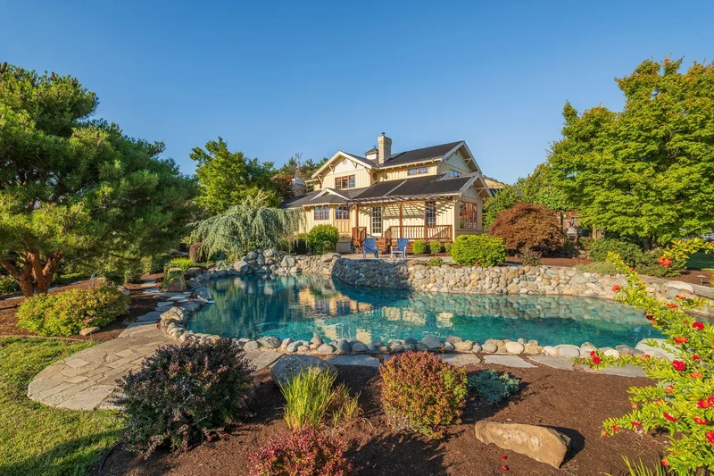 4050 Royal Crest, Medford, OR, 97504, USA, Medford, Oregon, United States. - Photo 2