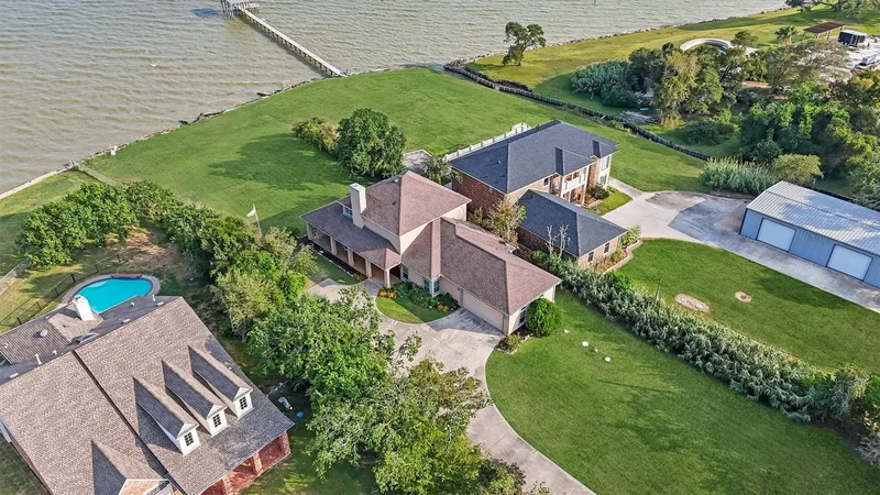 11610 Cedar Gully Road, Baytown, Texas, United States. - Photo 4