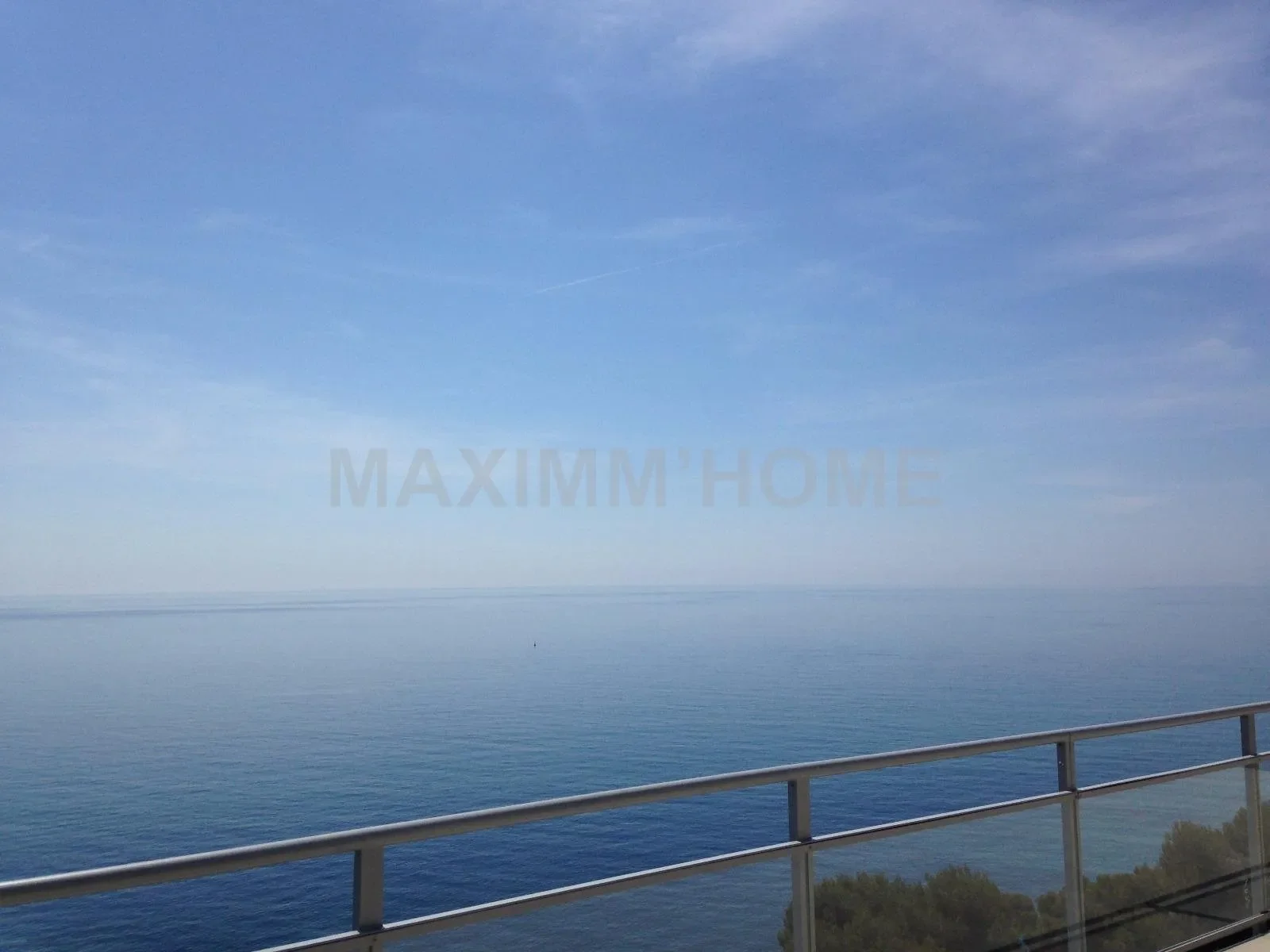 LOUIS LAURENS, Roquebrune-Cap-Martin, Provence-Alpes-Côte d'Azur, France. - Photo 3
