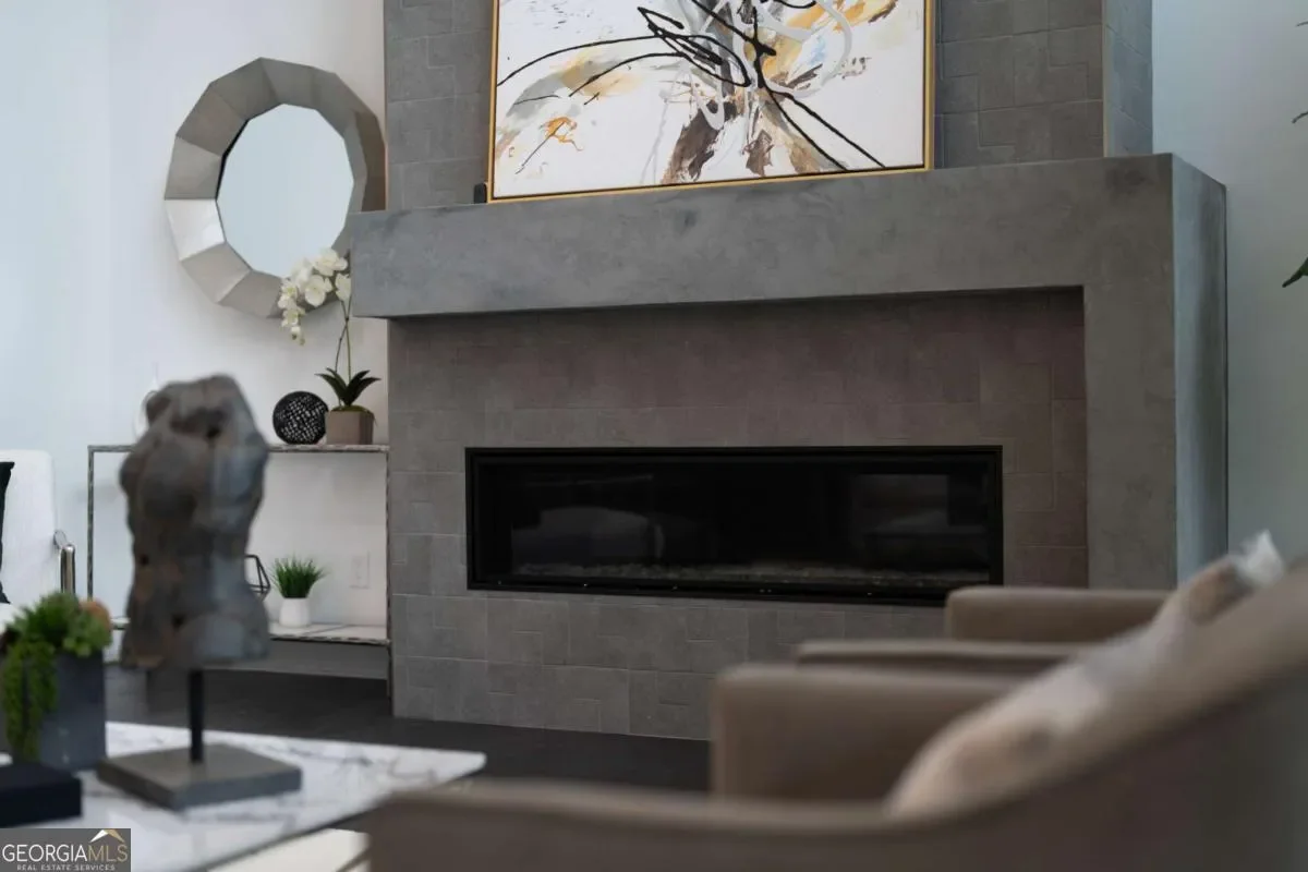 19 Spruell Springs RD NE, Atlanta, Georgia, United States. - Photo 3