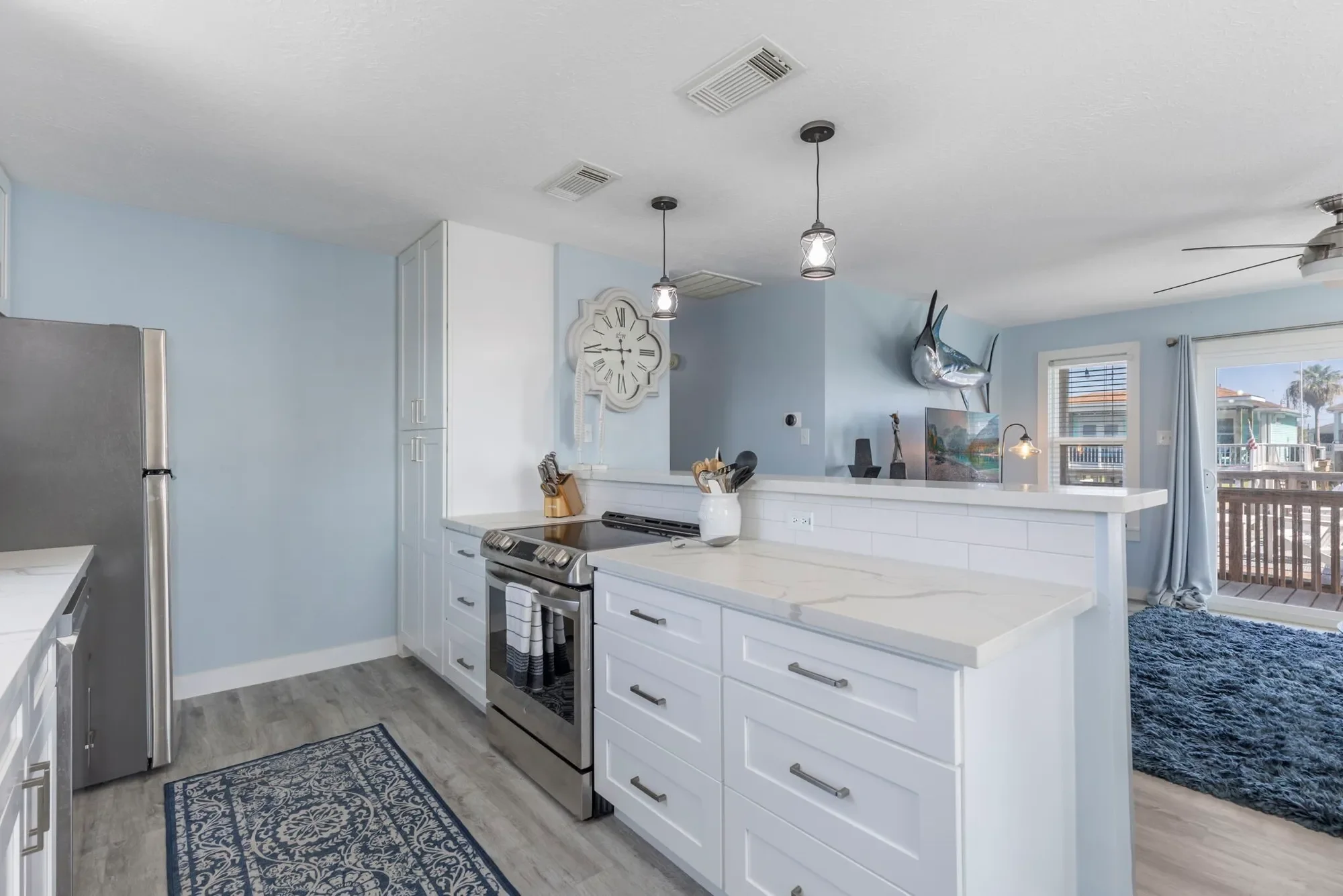 16715 Montego Way, Jamaica Beach, TX 77554, Galveston, Texas, United States. - Photo 27