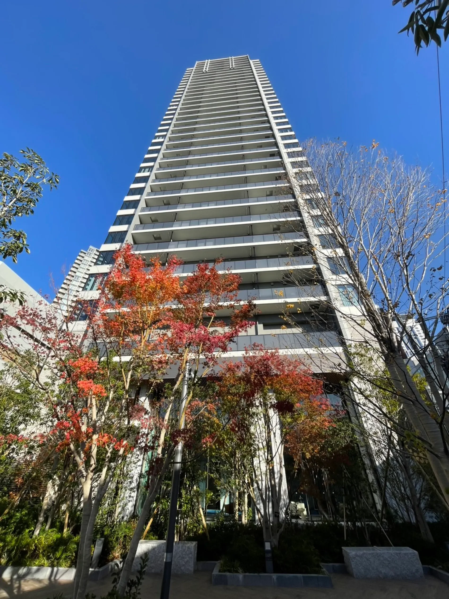 Exterior photo 2