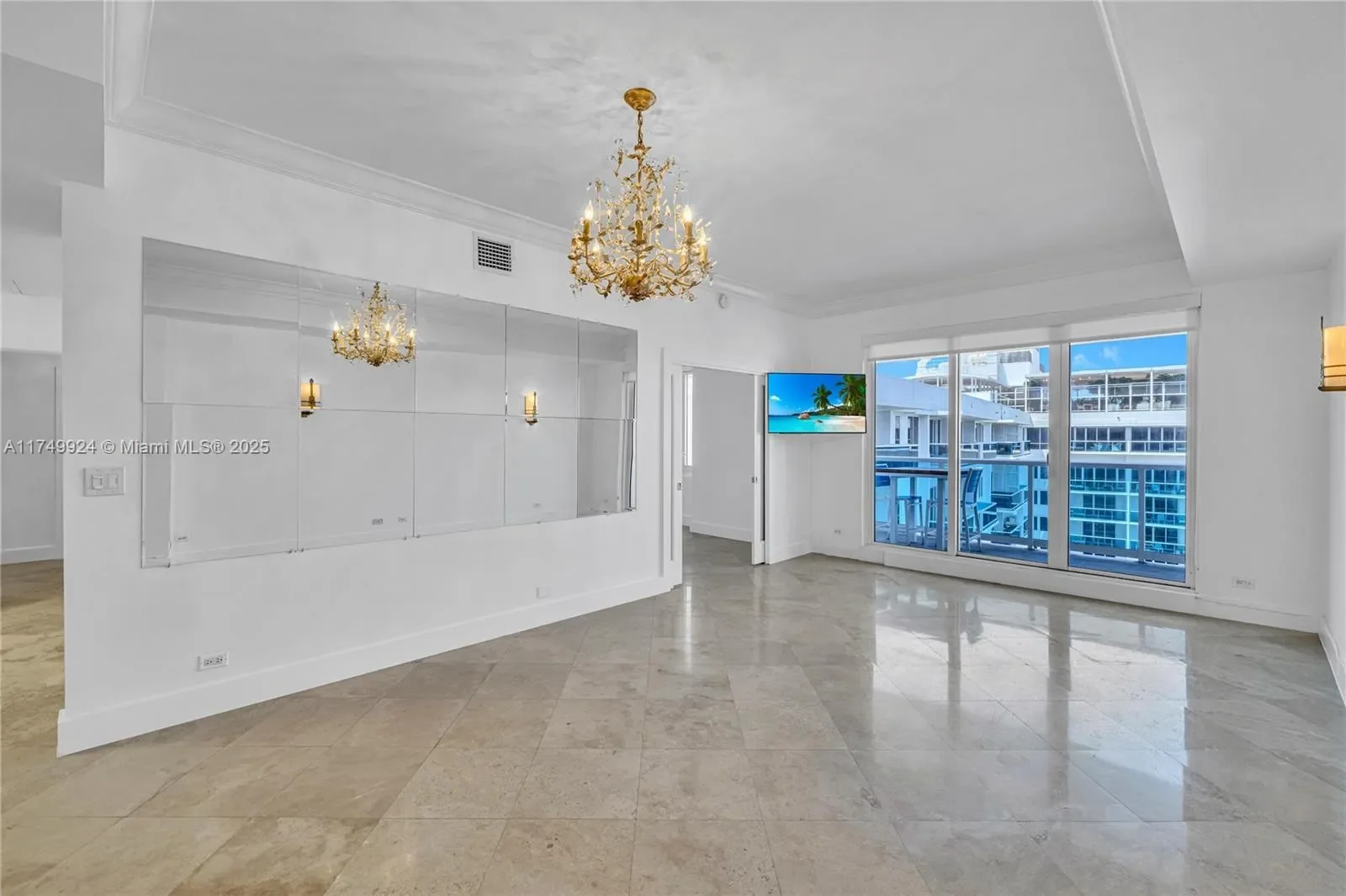 2301 Collins Ave PH18, Miami Beach, Florida, United States. - Photo 11