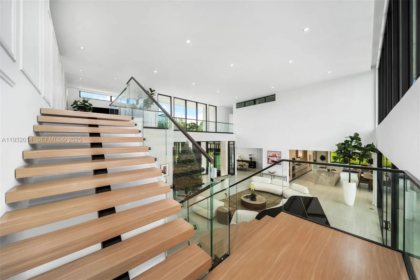 Gallery photo 9