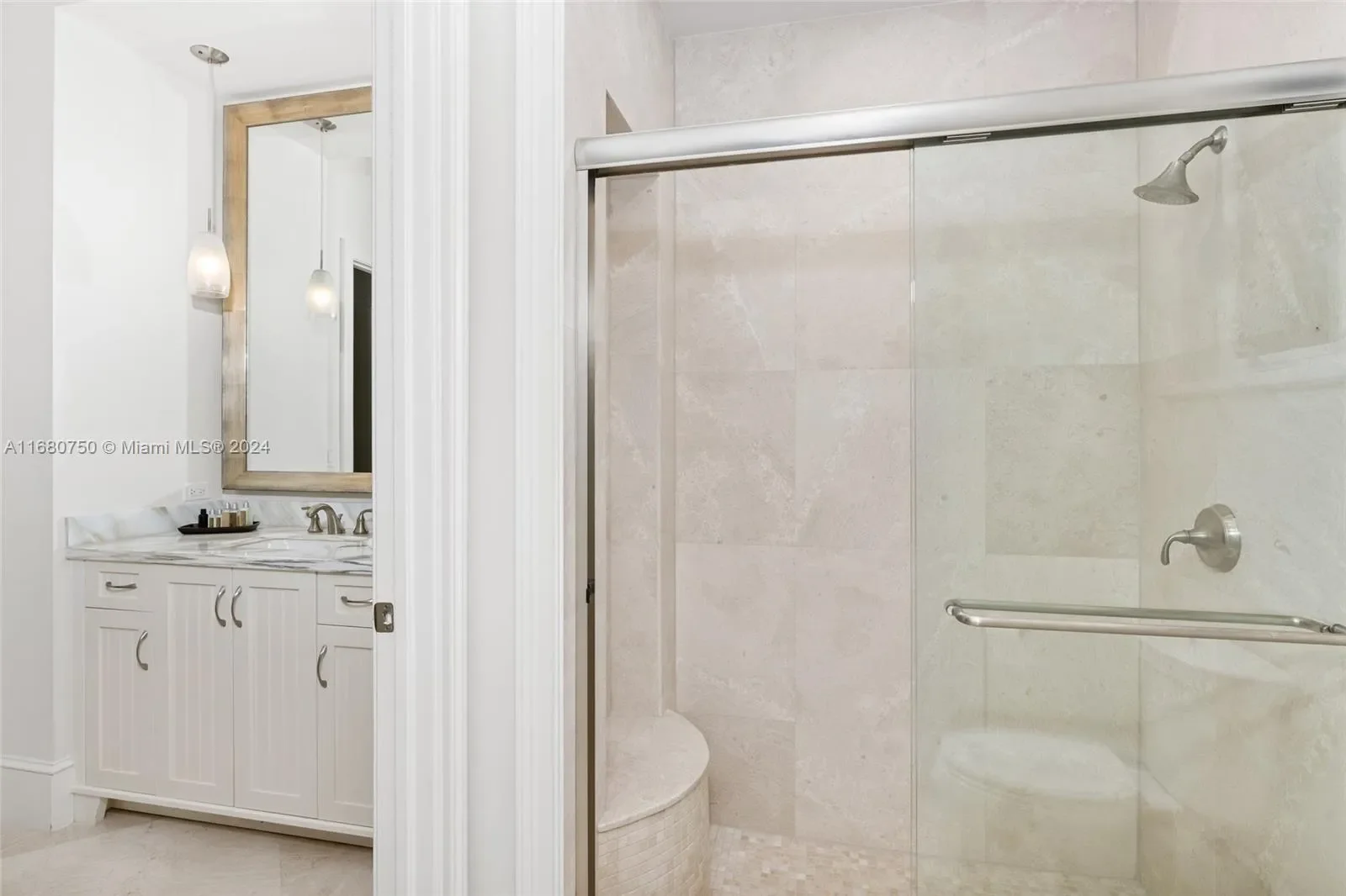 6495 SW 123rd Ter, Coral Gables, Florida, United States. - Photo 14