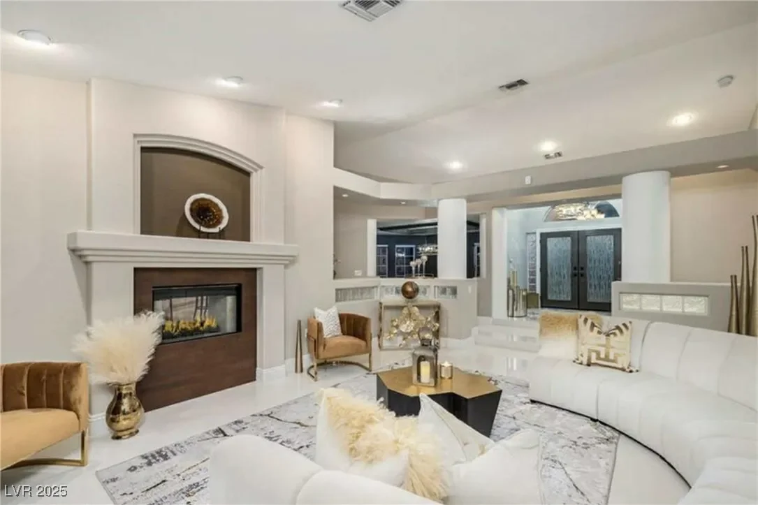 3240 W Richmar Avenue, Las Vegas, Nevada, United States. - Photo 6