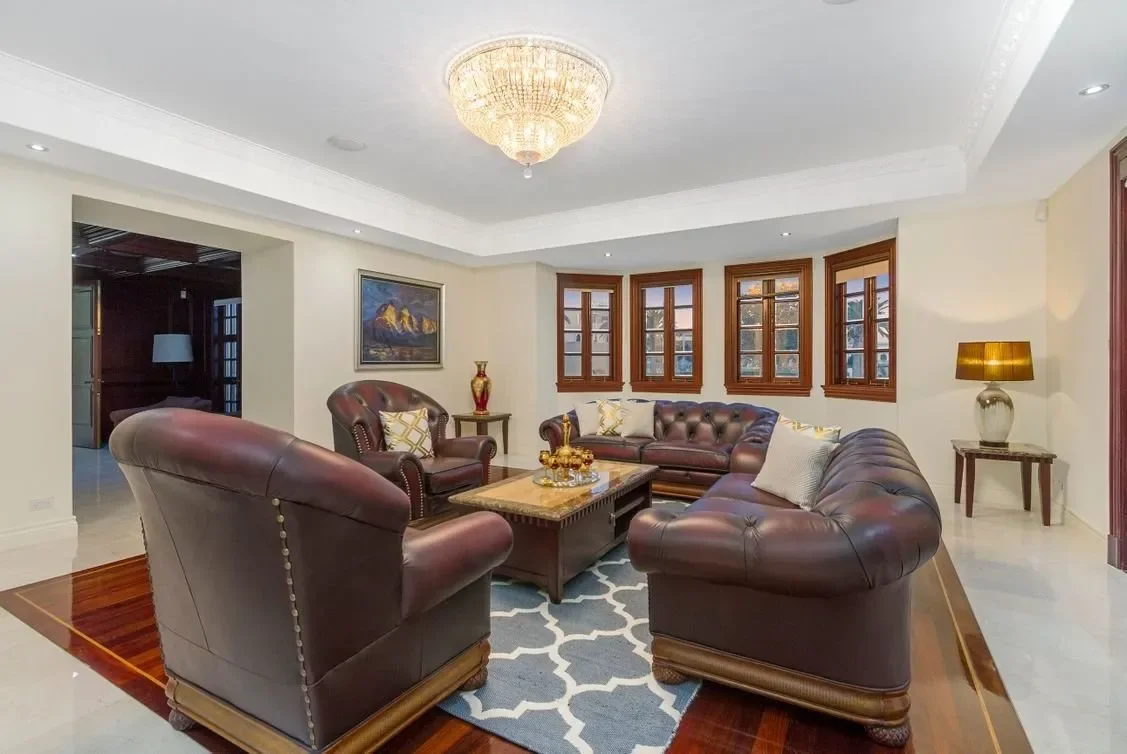 SOVEREIGN ISLANDS, Knightsbridge Parade West, Paradise Point, Queensland, Australia. - Photo 6