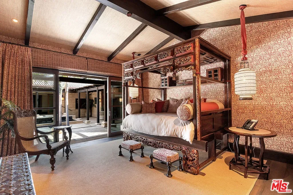 24834 Pacific Coast Highway, Malibu, California, United States. - Photo 43