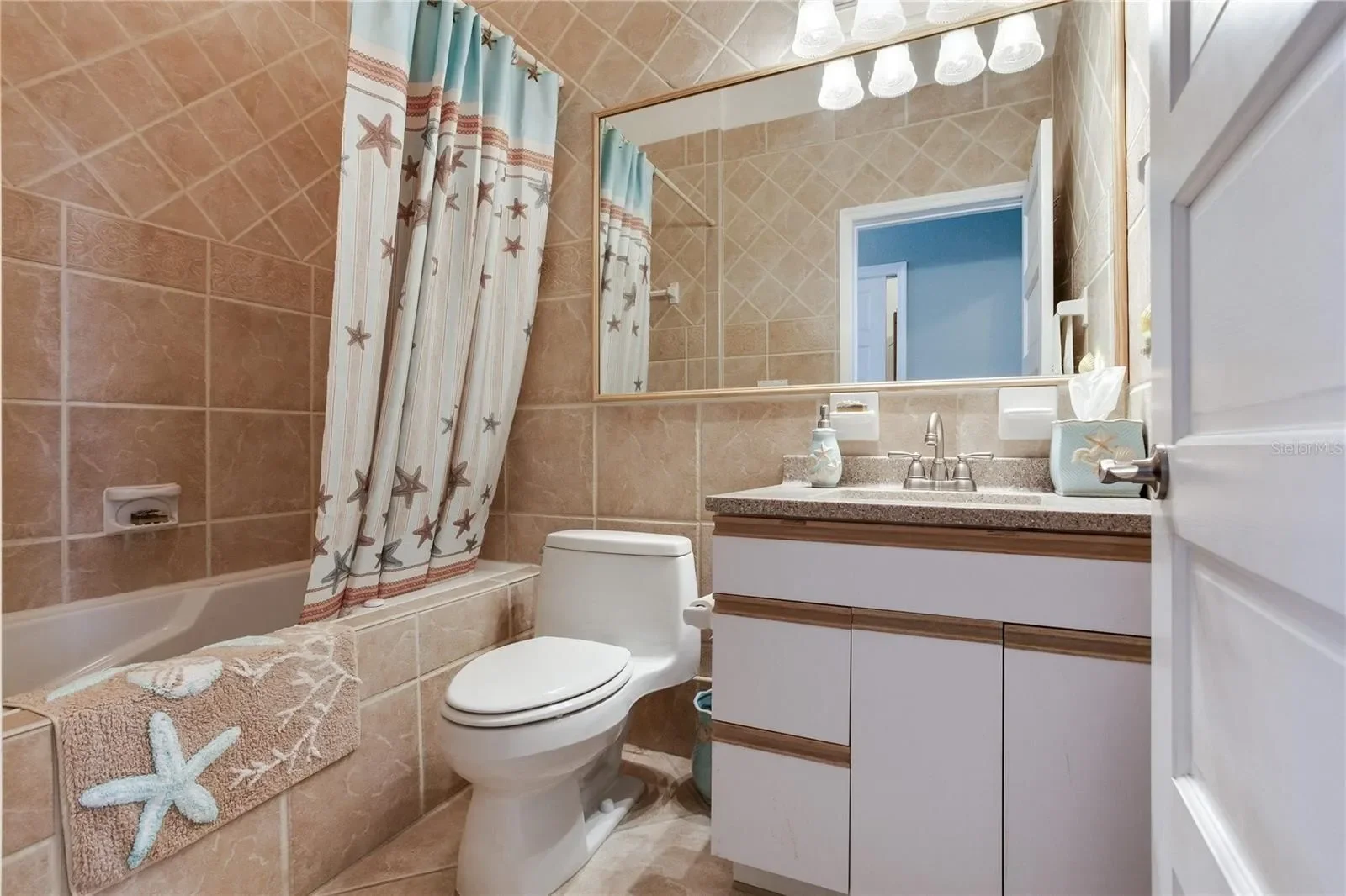 16480 REDINGTON DRIVE, REDINGTON BEACH, FL, 33708, USA, Madeira Beach, Florida, United States. - Photo 35