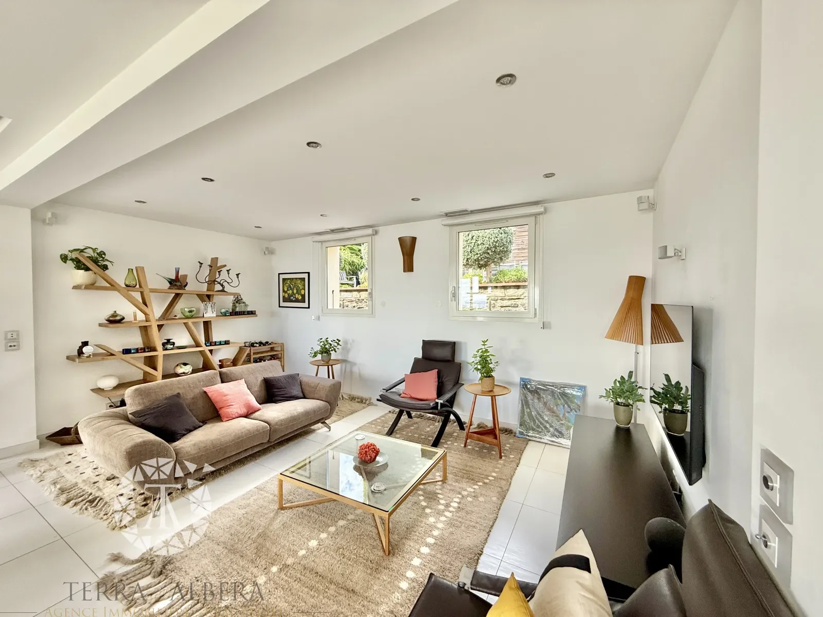 Gallery photo 6