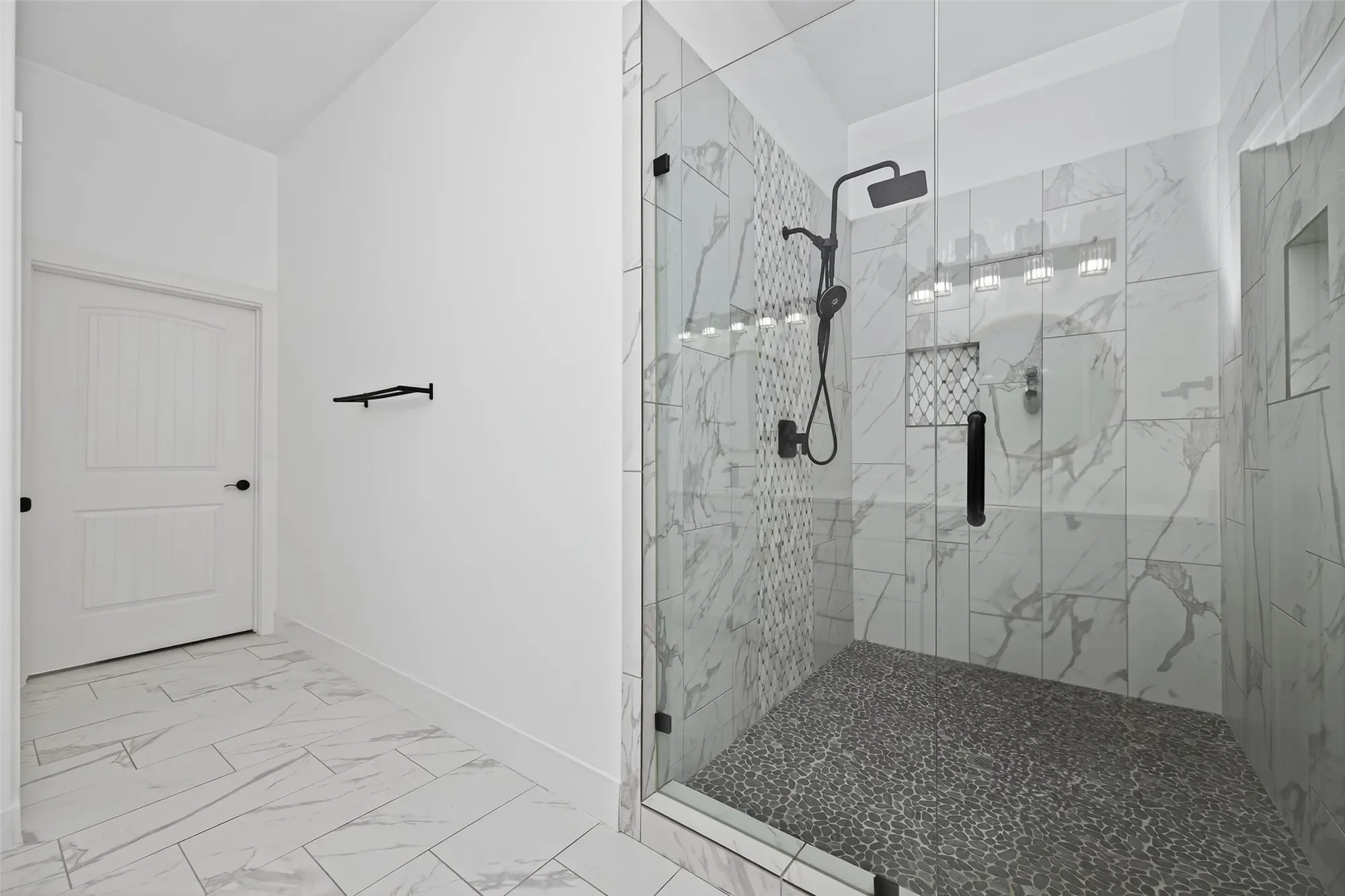 8006 Longridge Drive, Houston, TX 77055, Houston, Texas, United States. - Photo 44