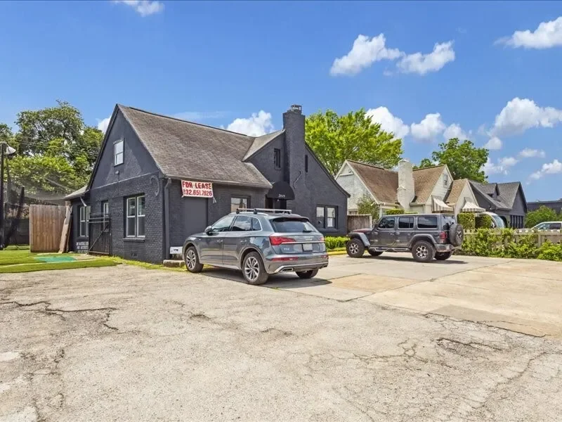 2025 W Alabama Street, Houston, TX 77098, Houston, Texas, United States. - Photo 3