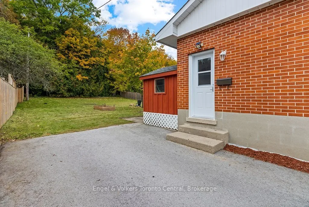 596 6TH Avenue W, Owen Sound, Ontario, Canada. - Photo 4