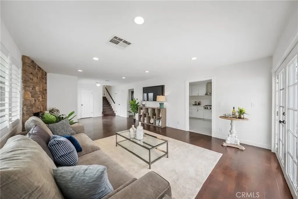 1623 N N Vallejo Way, Upland, California, United States. - Photo 3
