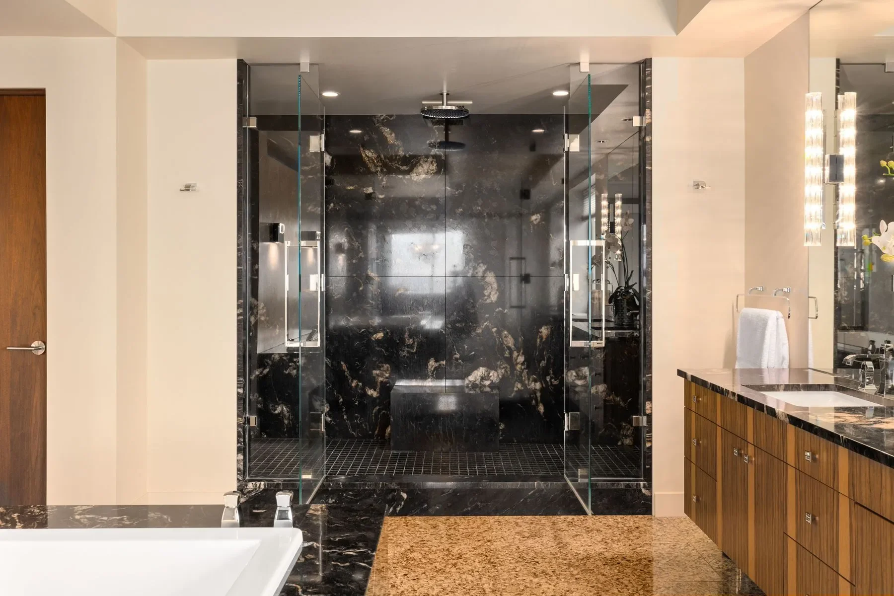 111 W Highland Dr Unit #9E & 9W, 1C , Seattle, WA 98119, Seattle, Washington, United States. - Photo 22