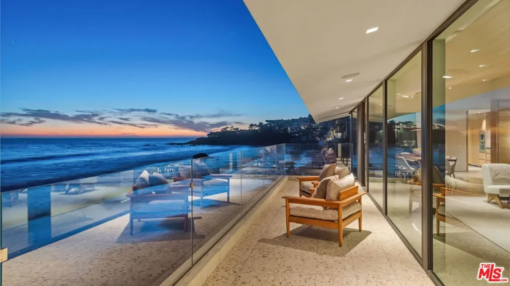 31388 Broad Beach Road, Malibu, California, United States. - Photo 12