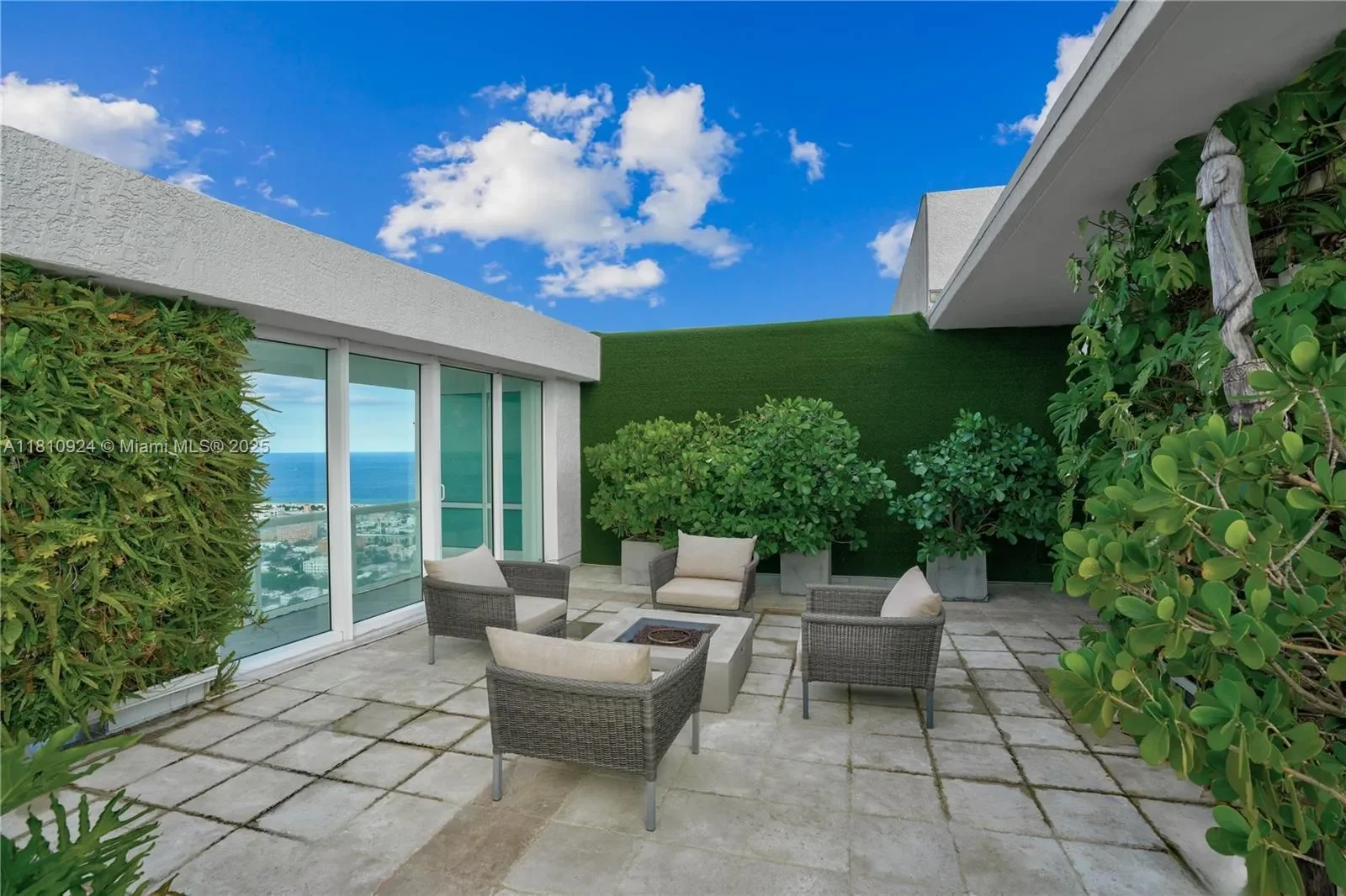 450 Alton Rd, #PH1, Miami Beach, Florida, United States. - Photo 12