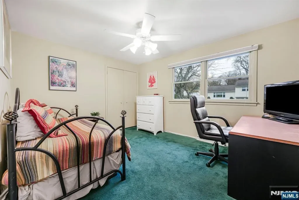 12 Clinton Lane, Wayne, NJ 07470, Wayne, New Jersey, United States. - Photo 15