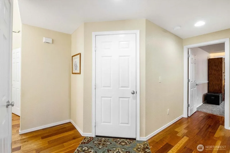 1904 S Stirling Avenue, Moses Lake, WA 98837, Moses Lake, Washington, United States. - Photo 15