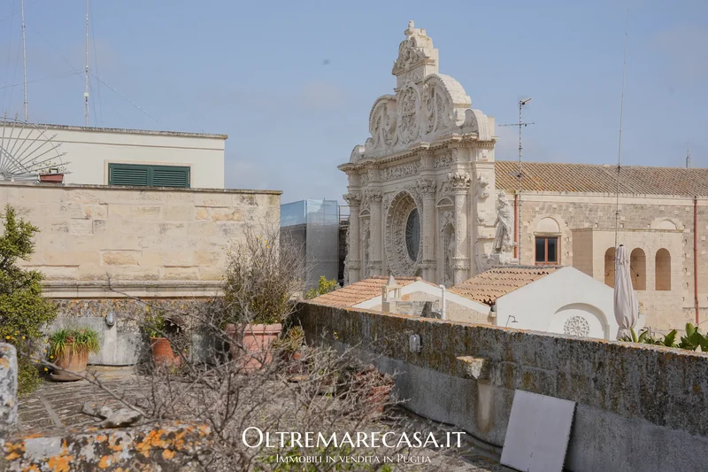 Prestigious Apartment in Lecce's Baroque Heart 