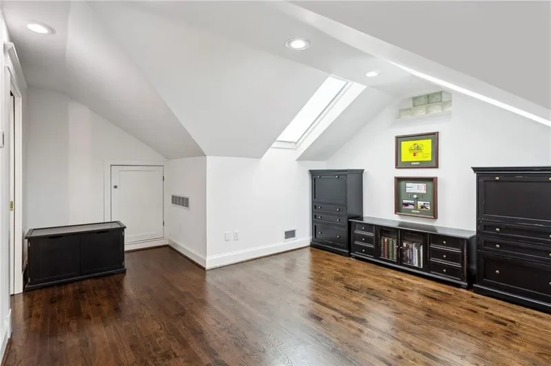 16 Walker Terrace NE, Atlanta, Georgia, United States. - Photo 33