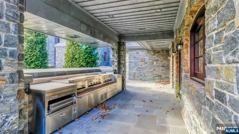 64 Stony Ridge Road, Saddle River, NJ 07458, Saddle River, New Jersey, United States. - Photo 23