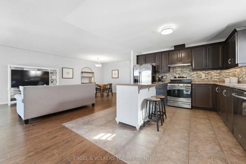 23 Weir Street, Bradford West Gwillimbury, Ontario, Canada. - Photo 15