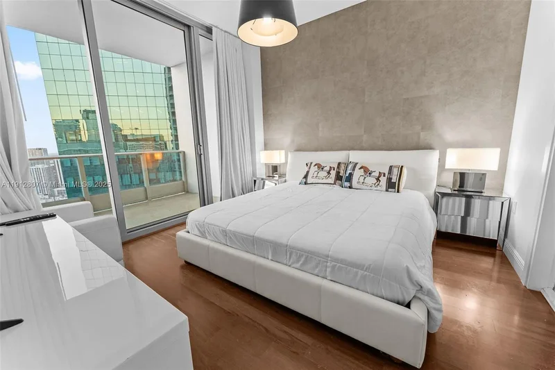 200 Biscayne Boulevard Way 4510, Miami, Florida, United States. - Photo 45