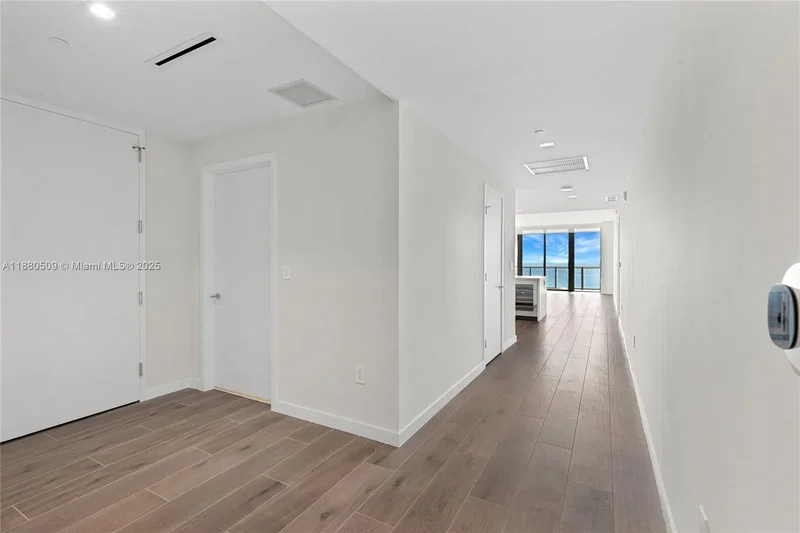 1116 N Ocean Blvd 1404, Hillsboro Beach, Florida, United States. - Photo 21
