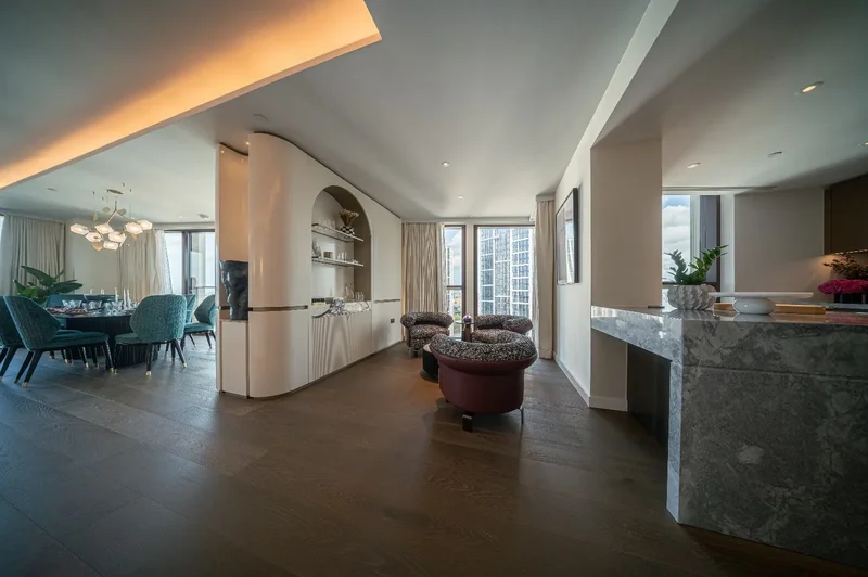 Stunning 35th floor 5-bed, 4-bath apartment with panoramic views of Central London.