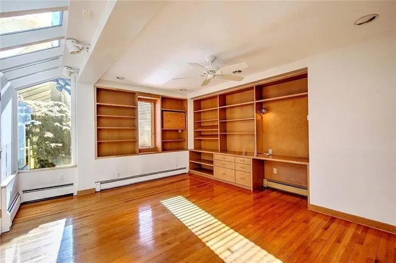 39 Harwich Road, Providence, RI, 02906, USA, Providence, Rhode Island, United States. - Photo 20
