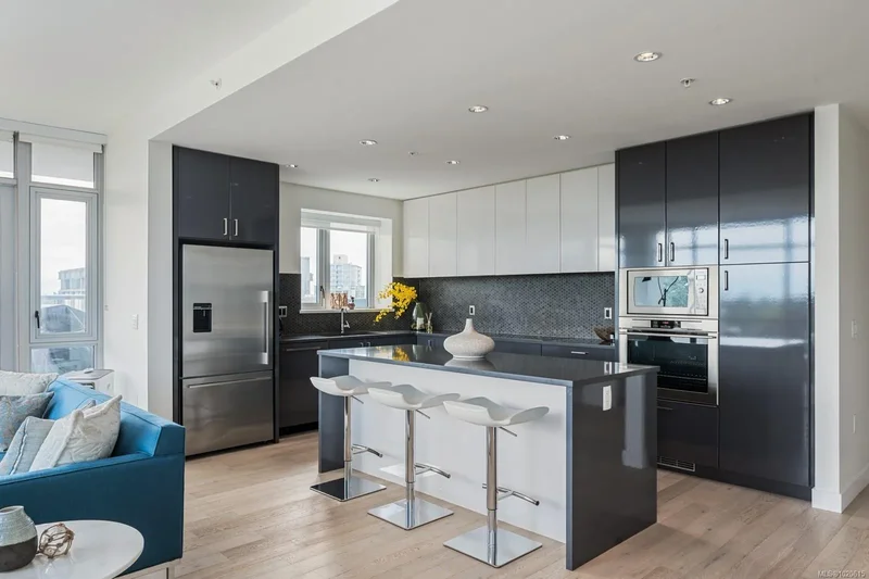 838 Broughton St 904, Victoria, British Columbia, Canada. - Photo 23