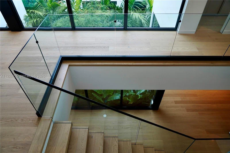 1041 N Venetian Dr, Miami, Florida, United States. - Photo 37