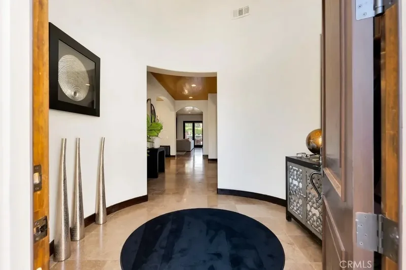 9661 Shoup Avenue, Los Angeles, California, United States. - Photo 18
